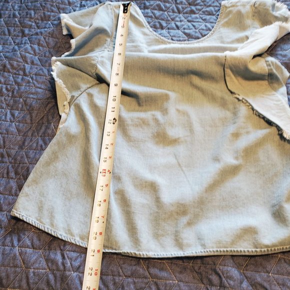 Express Sz Medium Blue Chambray Flutter Sleeve Open Back with Adj Knot Tie - Picture 5 of 7